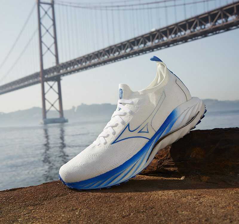 Mizuno Wave Neo