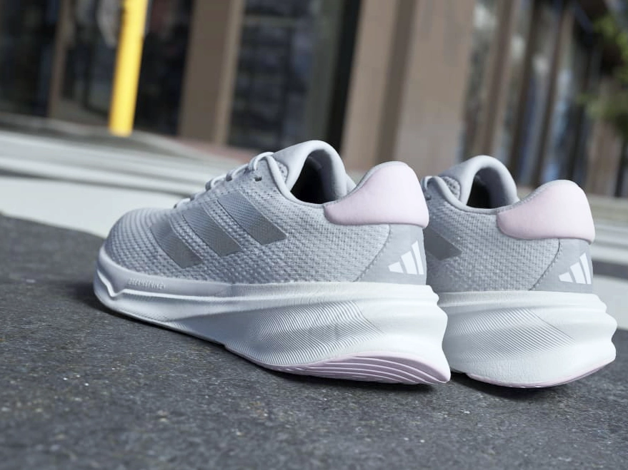 adidas Supernova