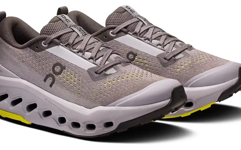 On Cloudsurfer 2 Trail schoenen