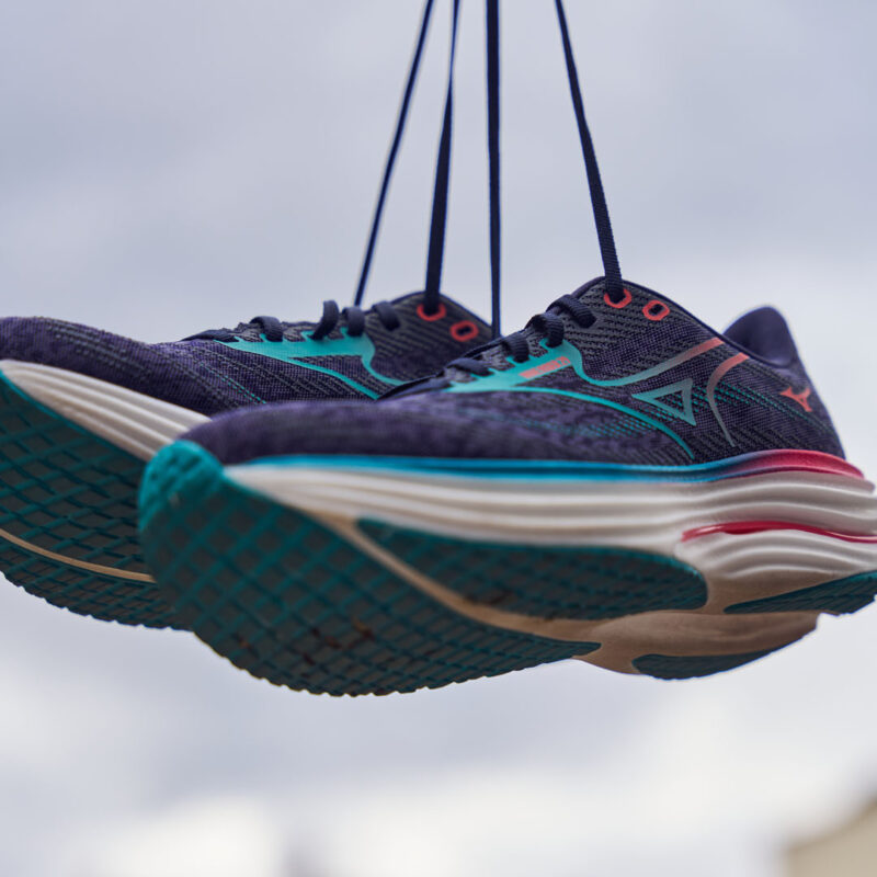 Mizuno Wave Rider in detail
