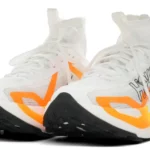 HOKA Tecton X 4